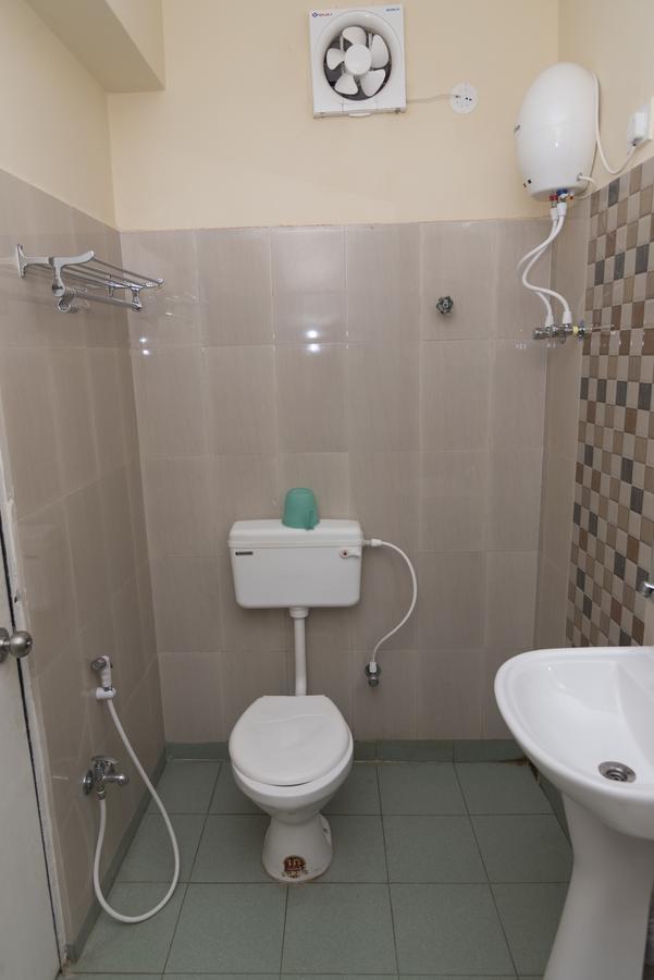 Rajhans Hotel & Resort Phalta Δωμάτιο φωτογραφία